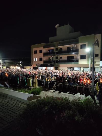 Procissão reúne milhares de fiéis em Laranjeiras do Sul e emociona comunidade na Sexta-feira Santa